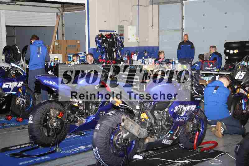 /Archiv-2025/02 28.-31.01.2025 Moto Center Thun Jerez/28.01.2025 Boxenimpressionen